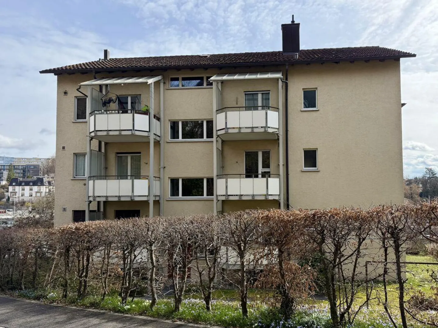 Bien d'investissement dans un quartier résidentiel proche de la ville - Photo 3 sur 9