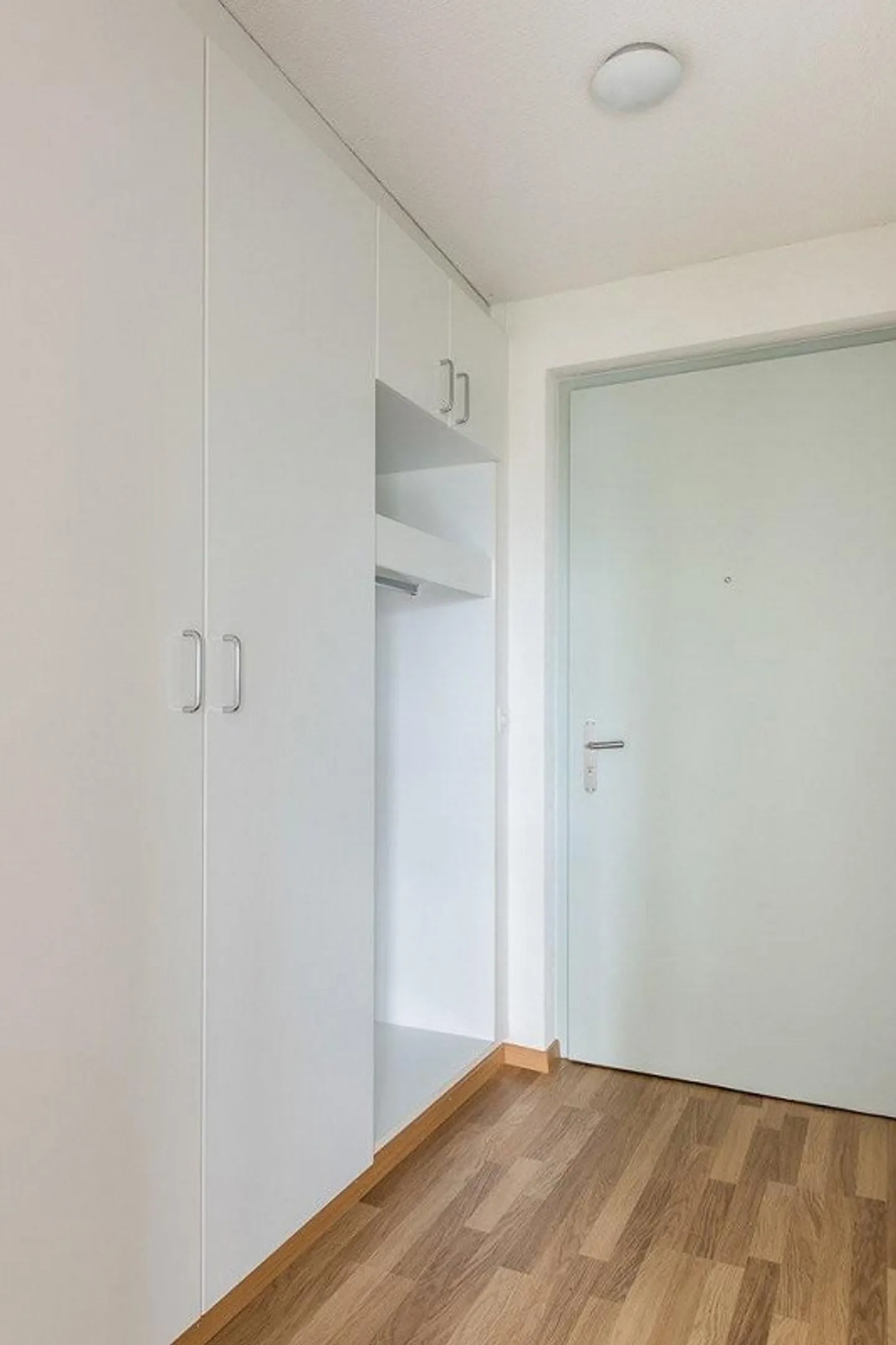 Appartamento affascinante e luminoso cerca un nuovo inquilino - Foto 6 di 7