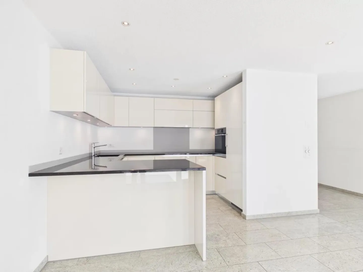 Modernes Apartment mit Loggia - Foto 1 von 1
