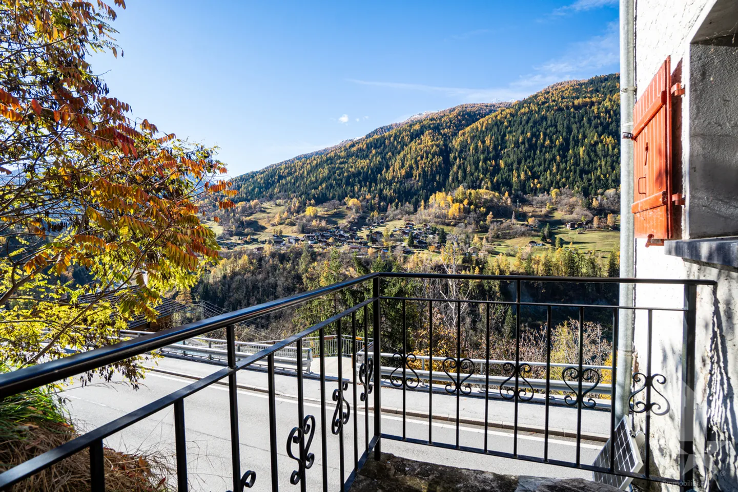 Appartement au centre du village à rénover avec raccard & annexes - Photo 11 sur 18