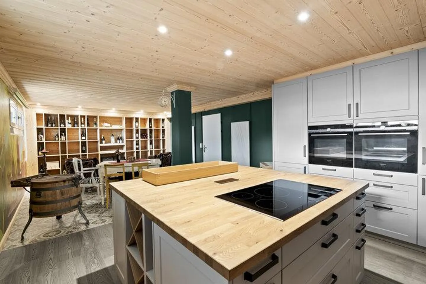 MODERN 3.5-ROOM APARTMENT WITH EVENT SPACE IN ST. GALLENKAPPEL - Photo 8 of 8