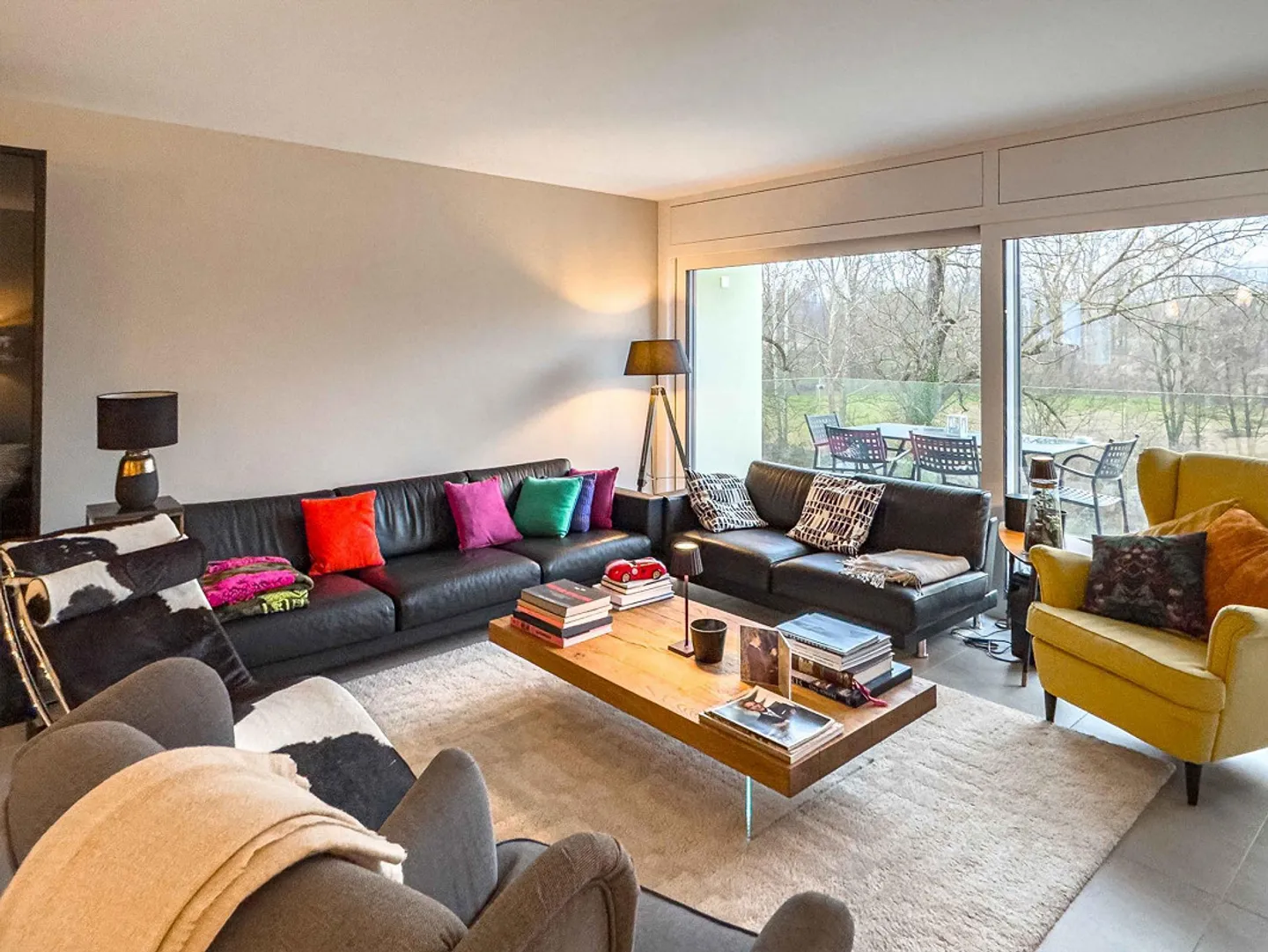 Exklusive 4,5 Zimmer im Grünen in Genestrerio - Foto 1 von 14