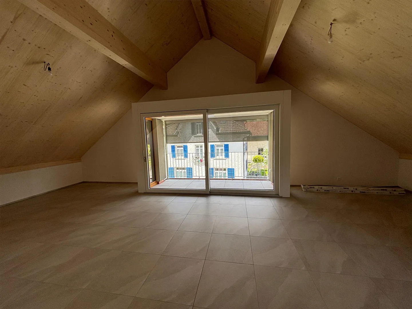 Appartamento attico di alta qualità in nuovo sviluppo nel centro - Foto 3 di 5