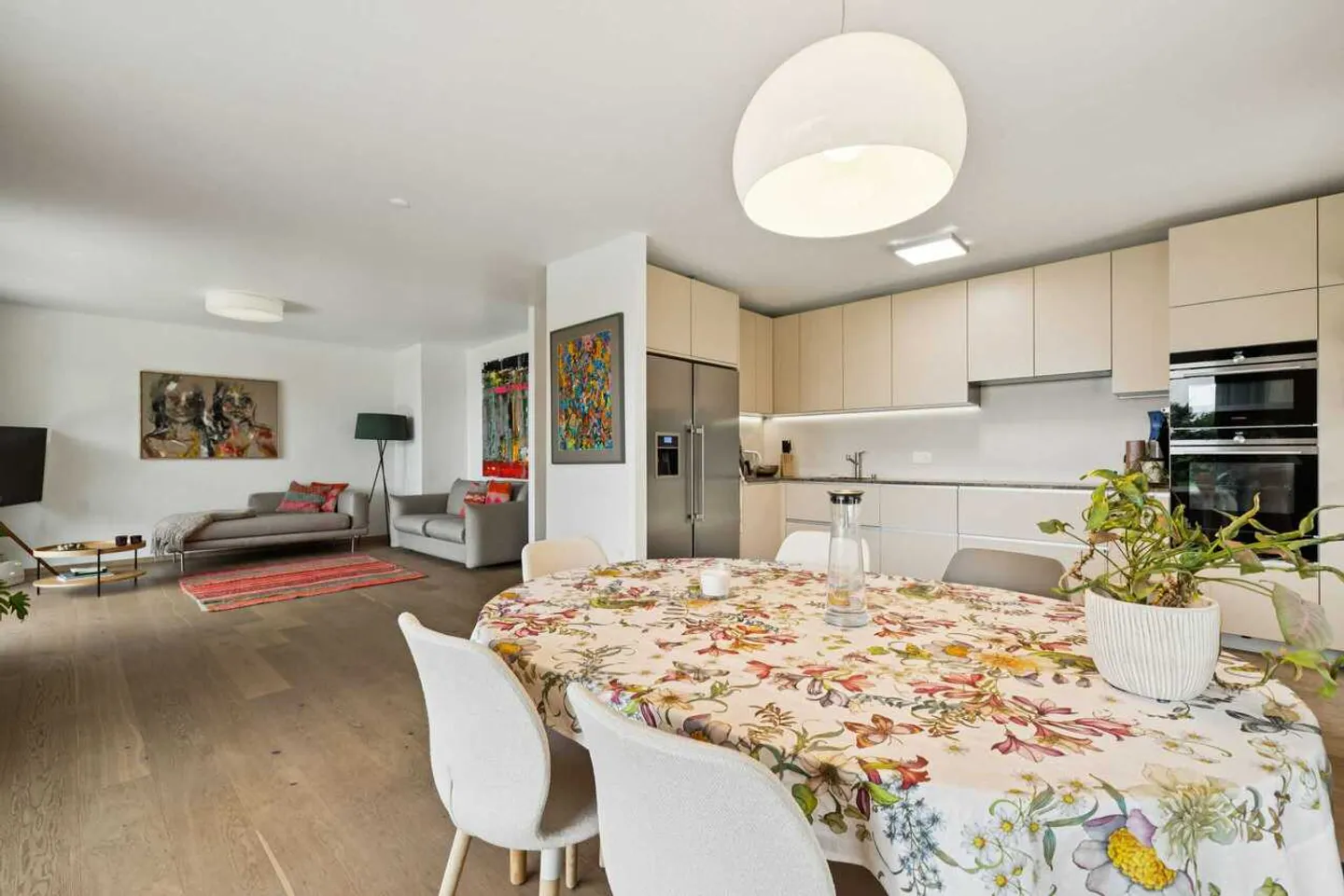 Modern 3.5-Room Garden Apartment in Corseaux - Photo 10 of 13