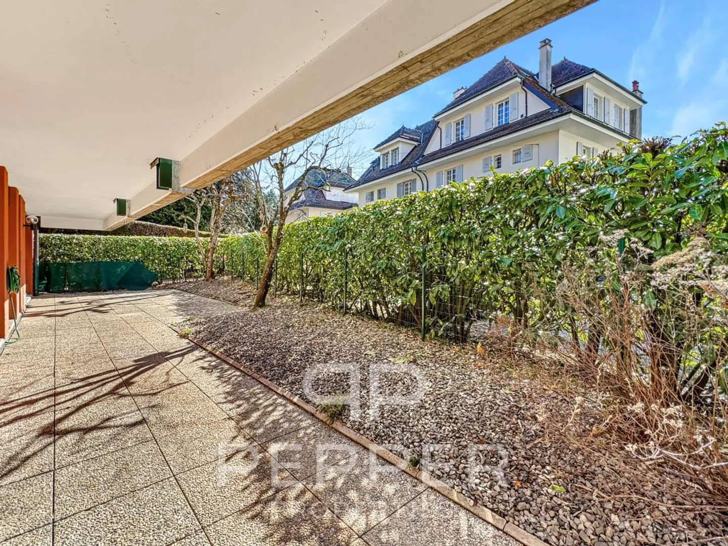 Spacious Ground Floor Apartment in the Heart of Chailly - Photo 13 of 13