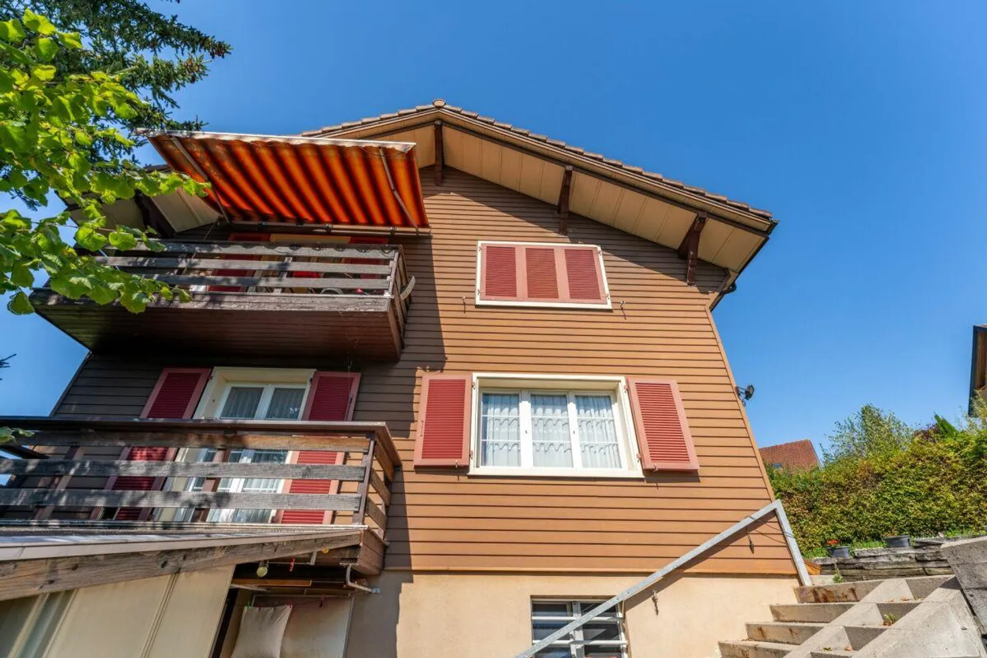 Casa bifamiliare in una posizione molto centrale e soleggiata con vista - Foto 6 di 9