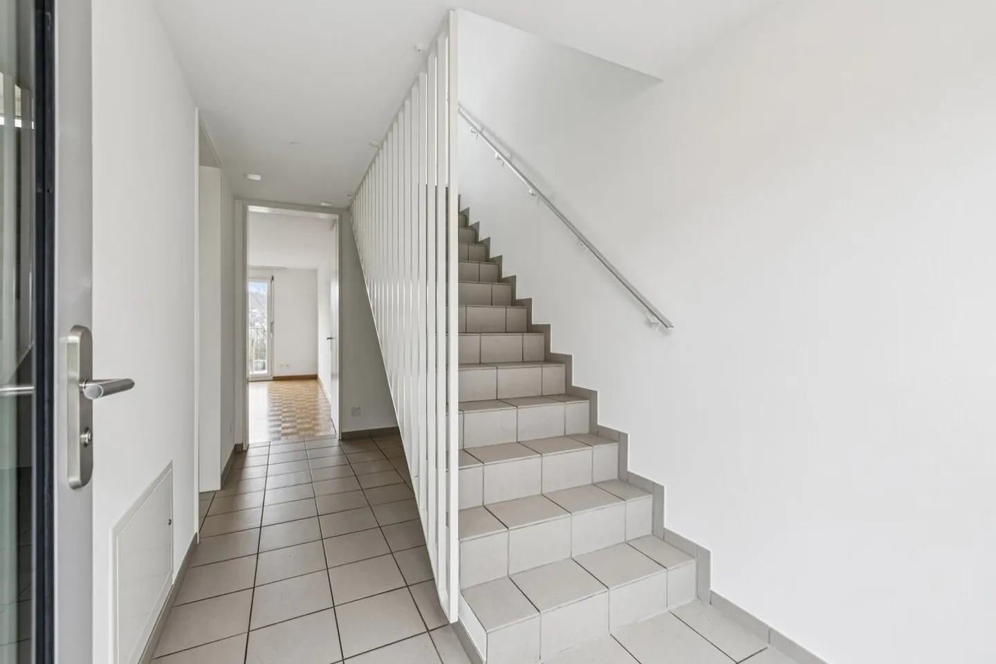 SPRING PROMOTION - 1 month rent-free + Rent without deposit - Photo 6 of 11