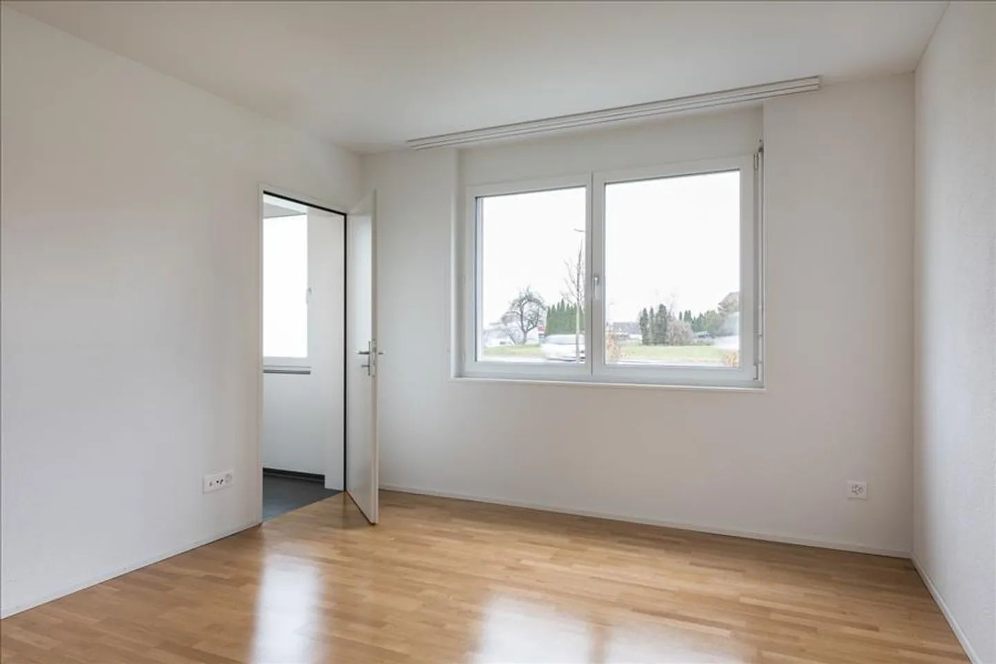 Traumwohnung mit Garten - Foto 3 von 9