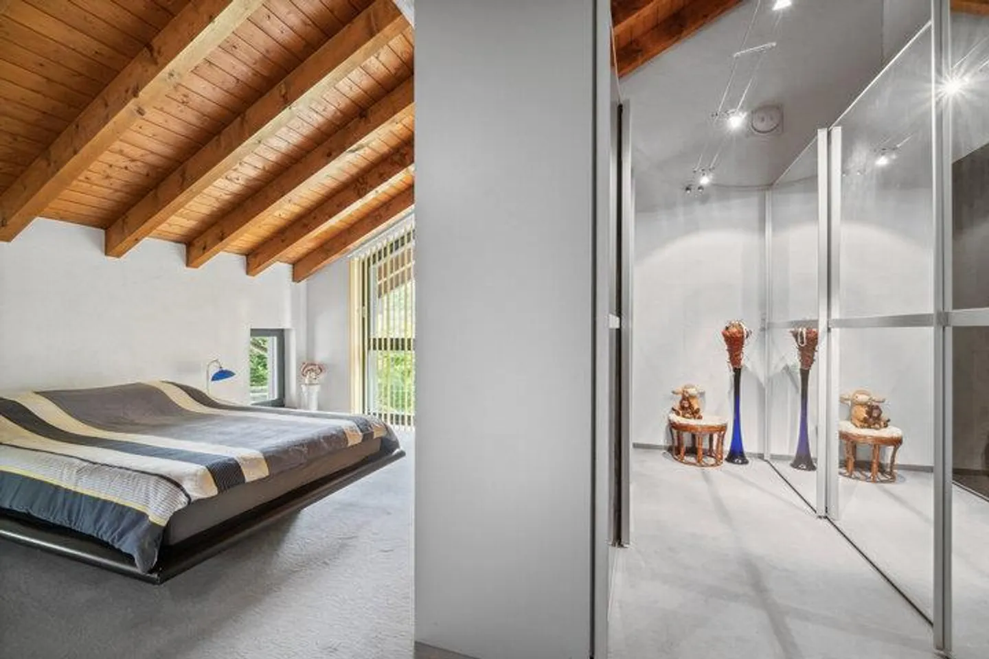 VIVRE ET ÉQUITATION COMBINÉS - MAISON JUMELÉE STYLÉE AVEC PLUS DE 6 000 m² DE TERRAIN - Photo 8 sur 8