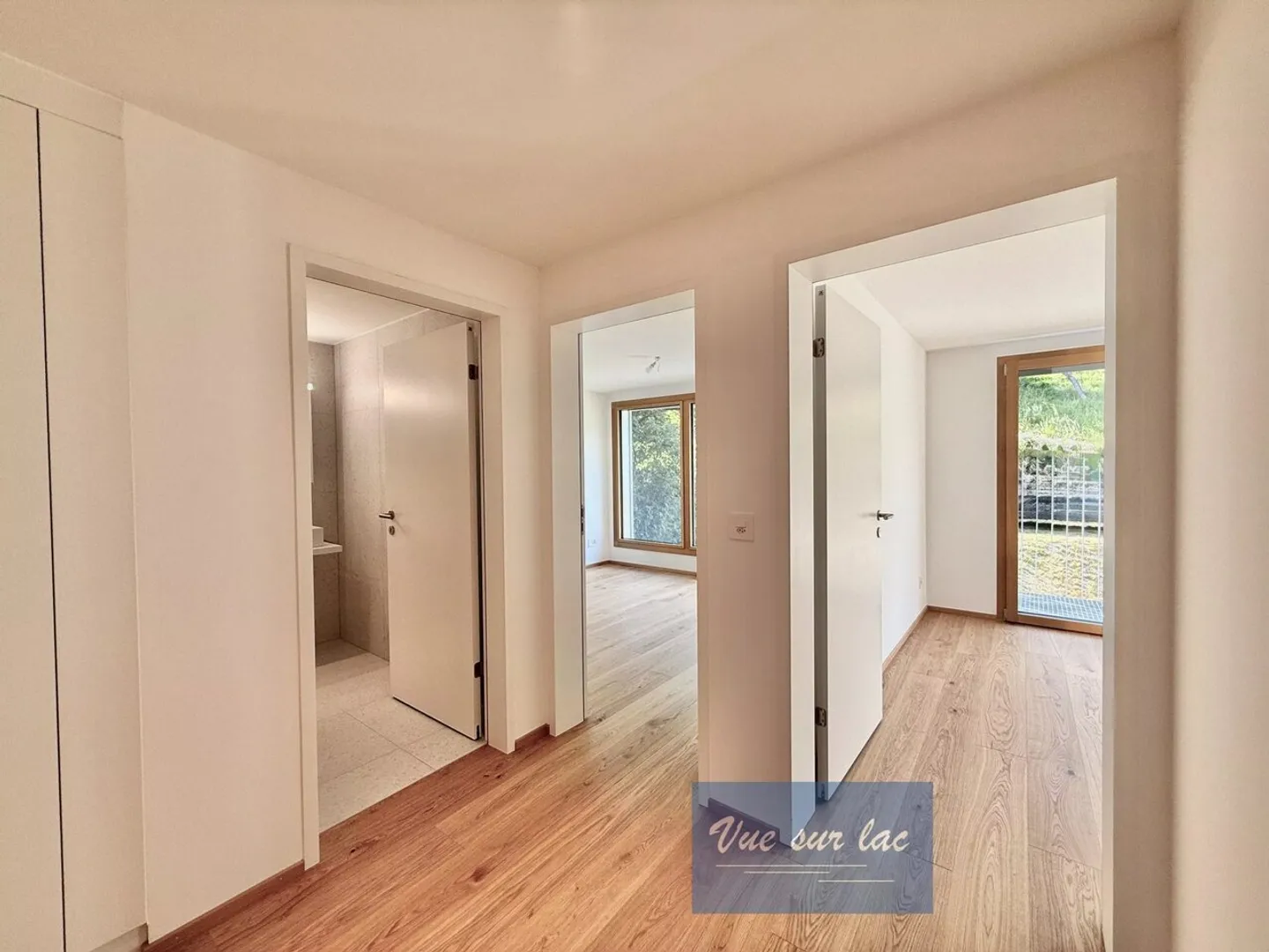 Appartement Charmant avec Vue - Photo 4 sur 11