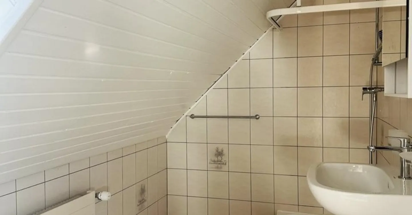 A lovely 2.5 room apartment for rent in Corcelles NE - Photo 4 of 5