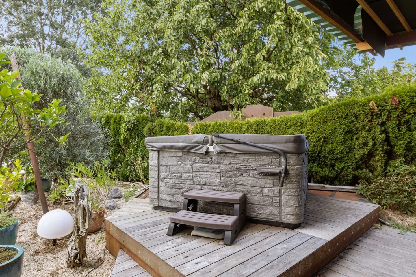 Historic House with Modern Flair - in Double Pack - Photo 29 of 40