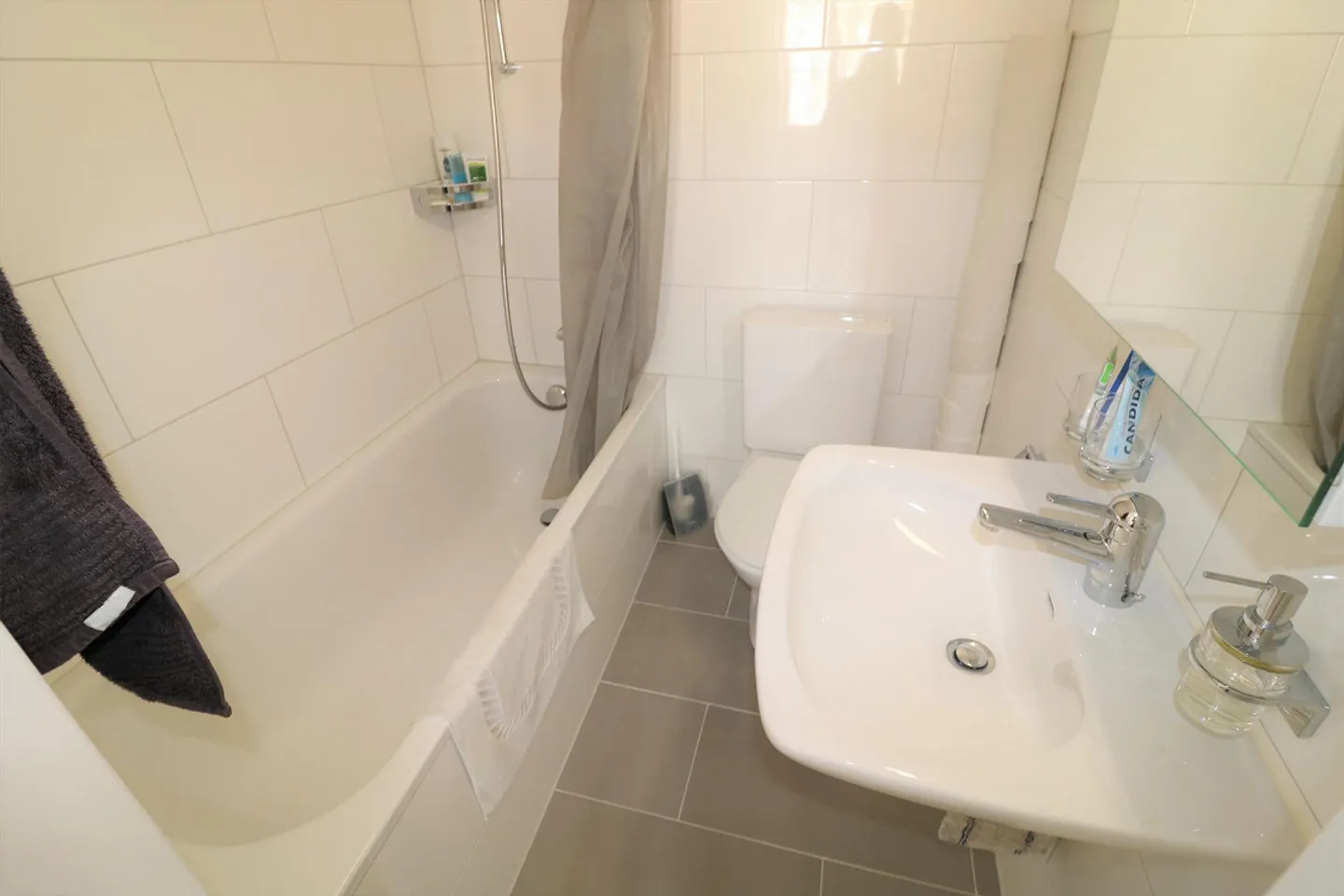 Per studenti o single - Foto 3 di 3