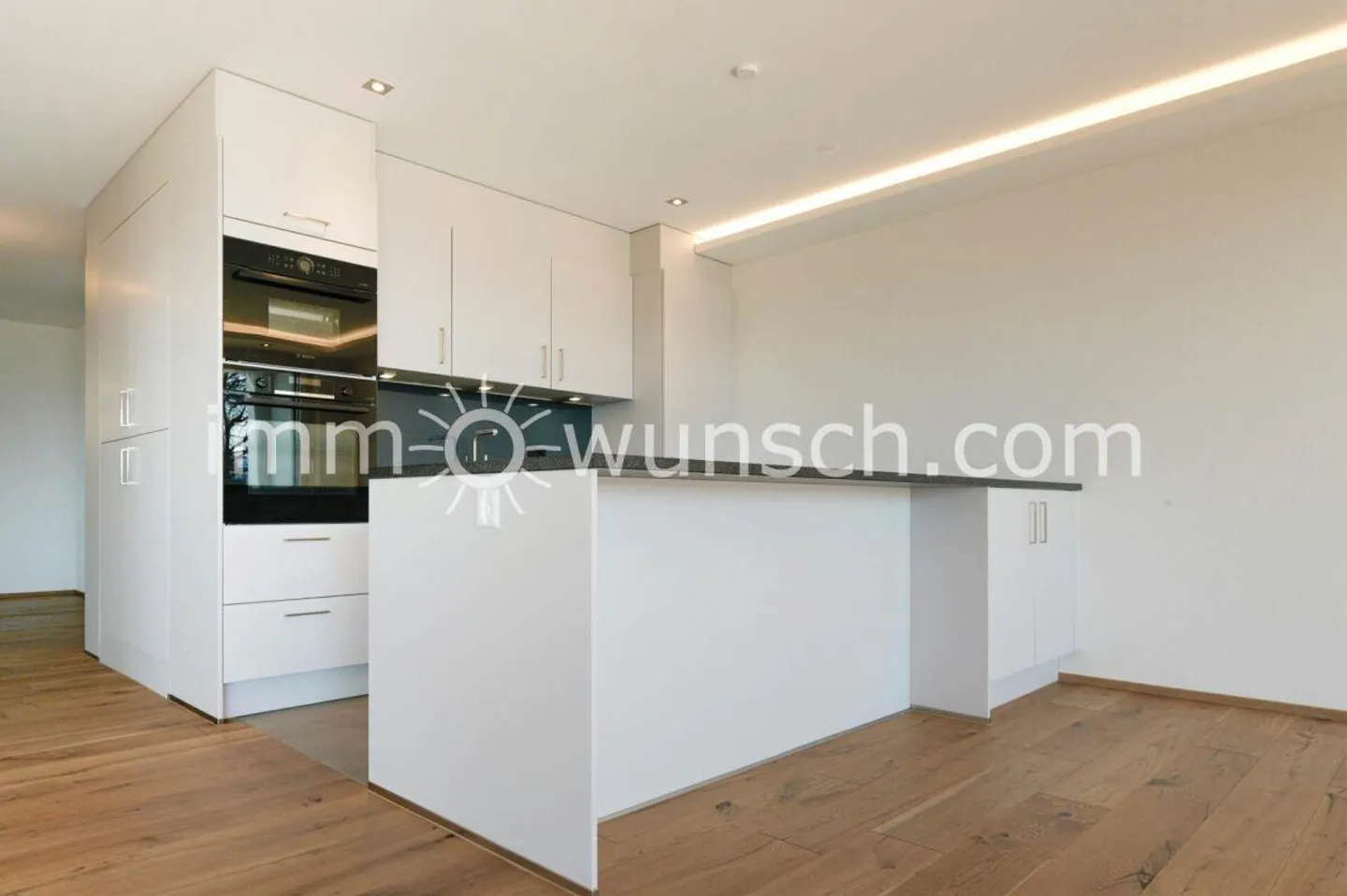 Spacious 3 ½ room condominium with a magnificent view of the Valais and Bernese Alps - Photo 4 of 11