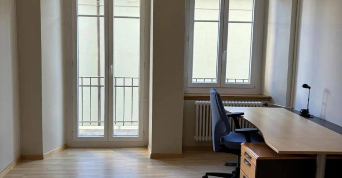 Charmantes Büro in La Chaux-de-Fonds - Foto 1 von 10