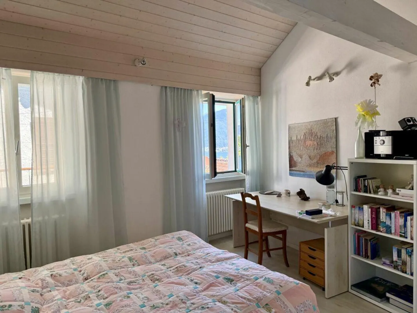 Completely renovated Ticino house with Mediterranean flair - Photo 7 of 9