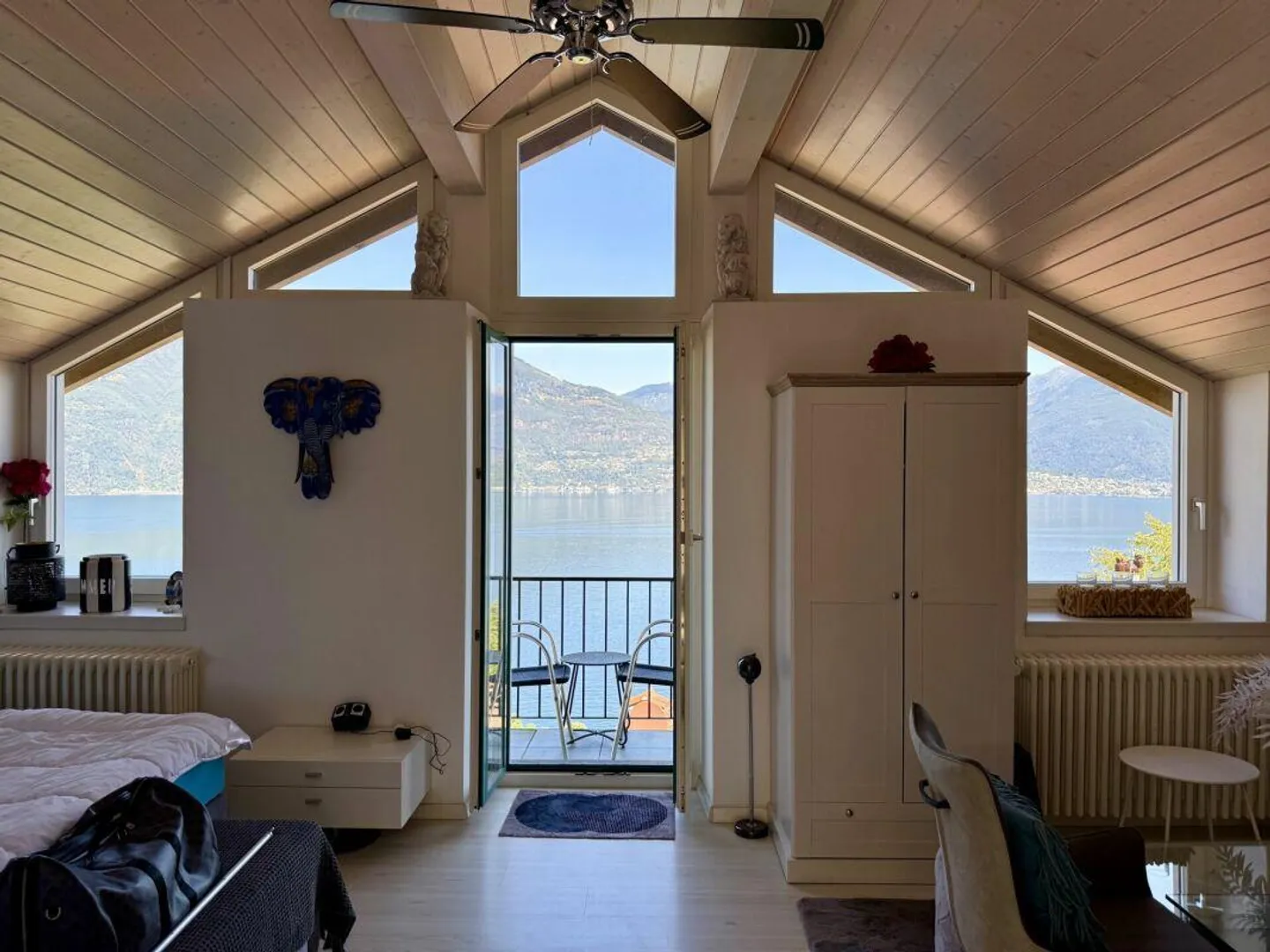 Completely renovated Ticino house with Mediterranean flair - Photo 8 of 9
