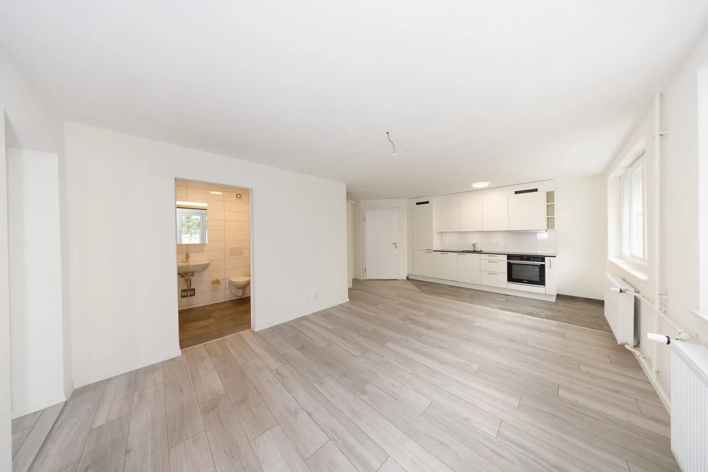 Votre maison de rêve vous attend ! Spacieux complexe de nouvelle construction pour première location - Photo 1 sur 5