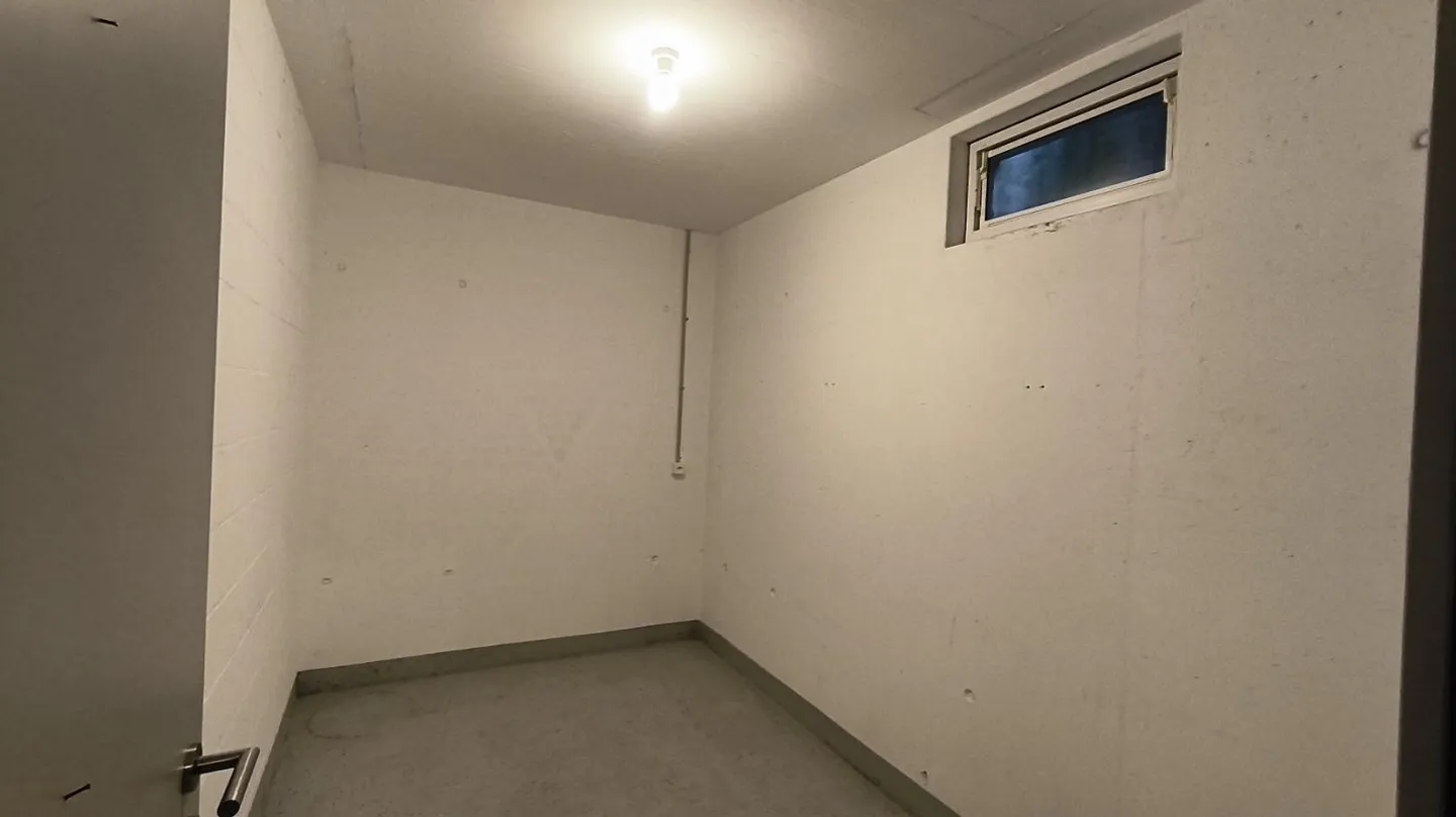 Bell'appartamento di 3,5 stanze con grande terrazza, incluso posto auto sotterraneo - Foto 28 di 28