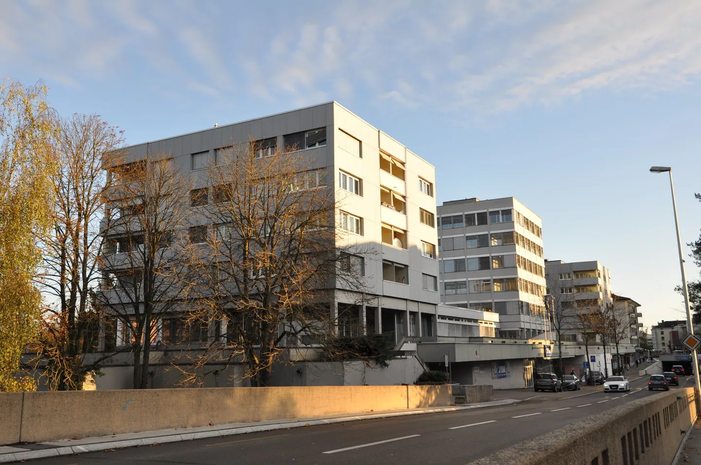 Large office space/commercial for rent - Photo 1 of 9