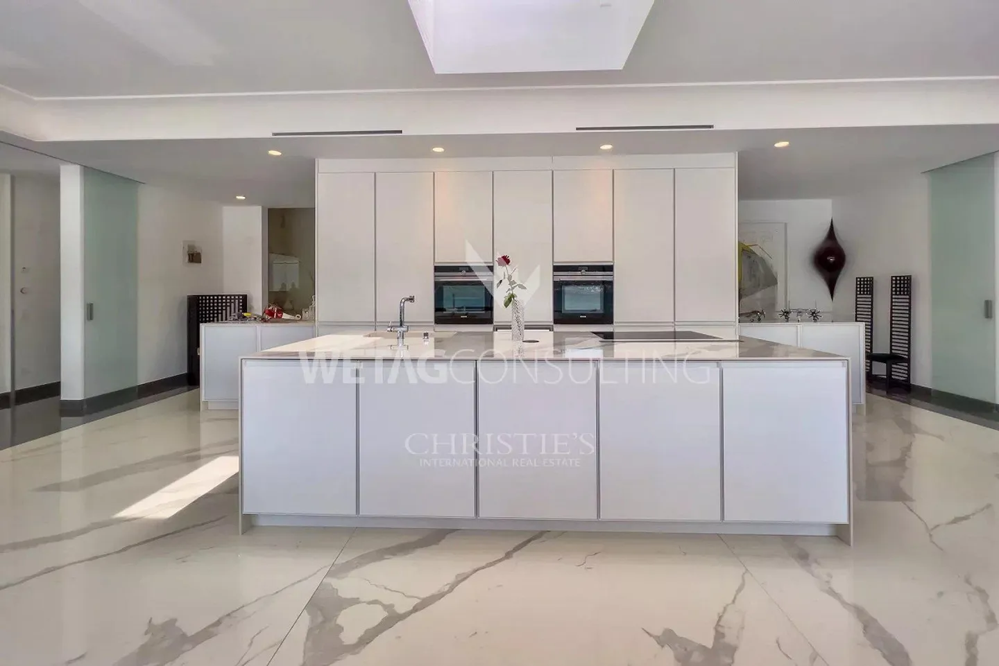 Penthouse moderne avec grande terrasse et vue imprenable sur le lac à Lu... - Photo 4 sur 10