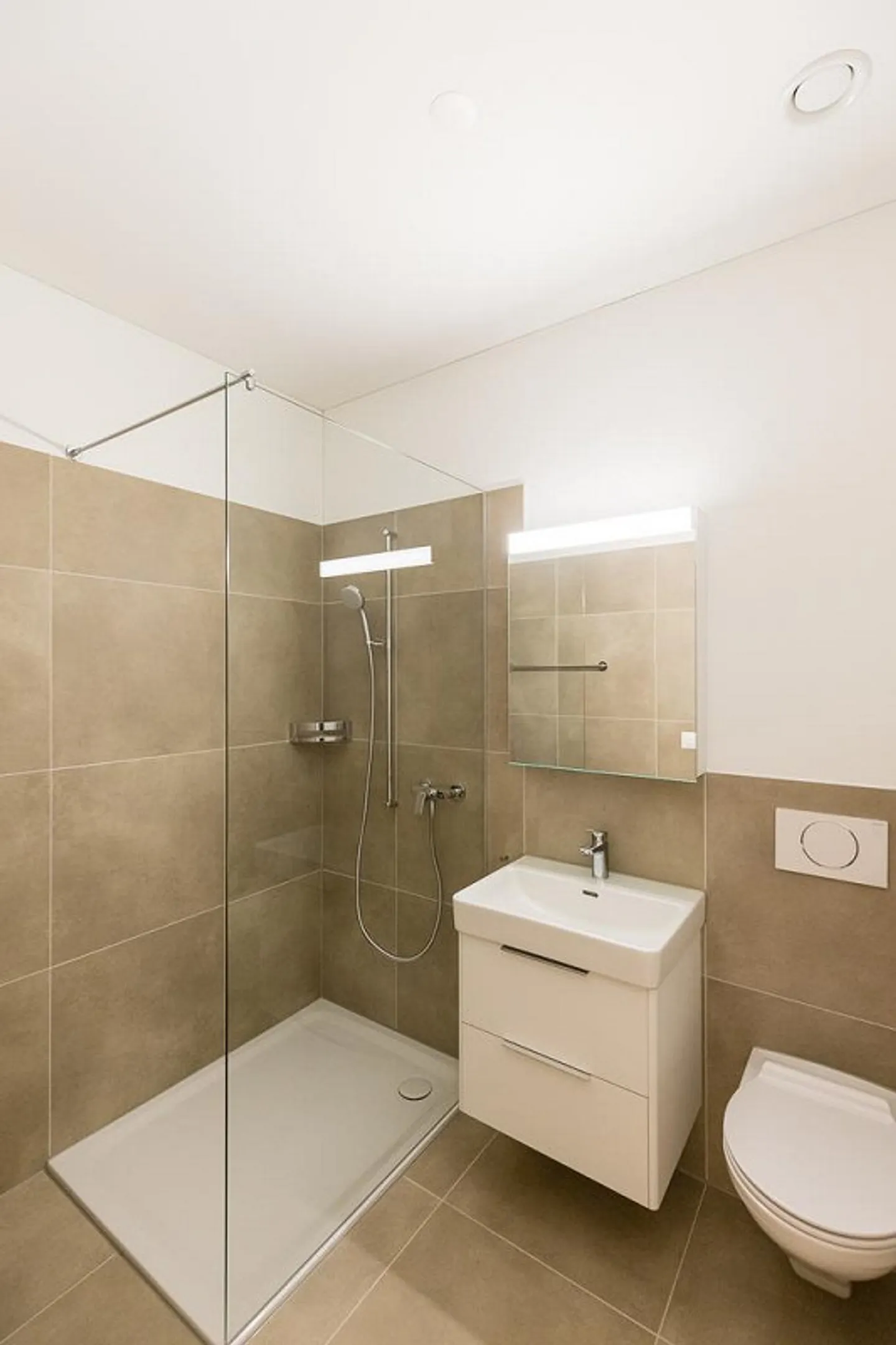 Appartement 2.5 pièces - moderne et spacieux ! - Photo 6 sur 10