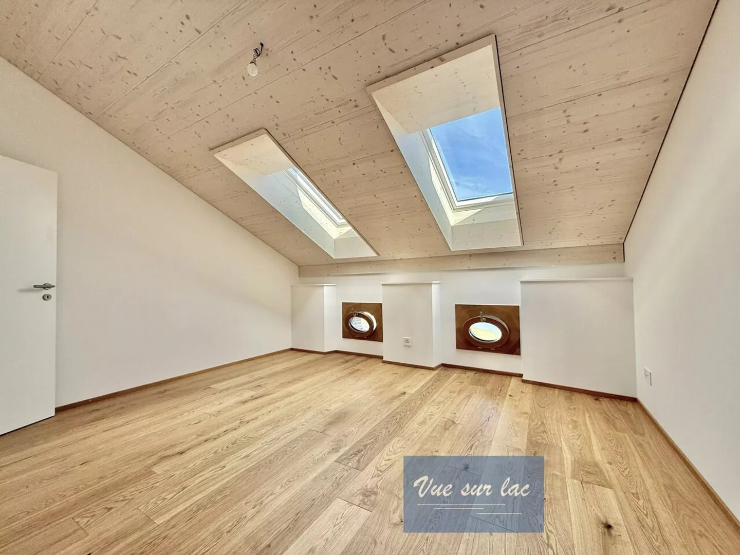 Wunderschönes renoviertes Duplex mit atemberaubendem Blick in Grandvaux - Foto 8 von 13