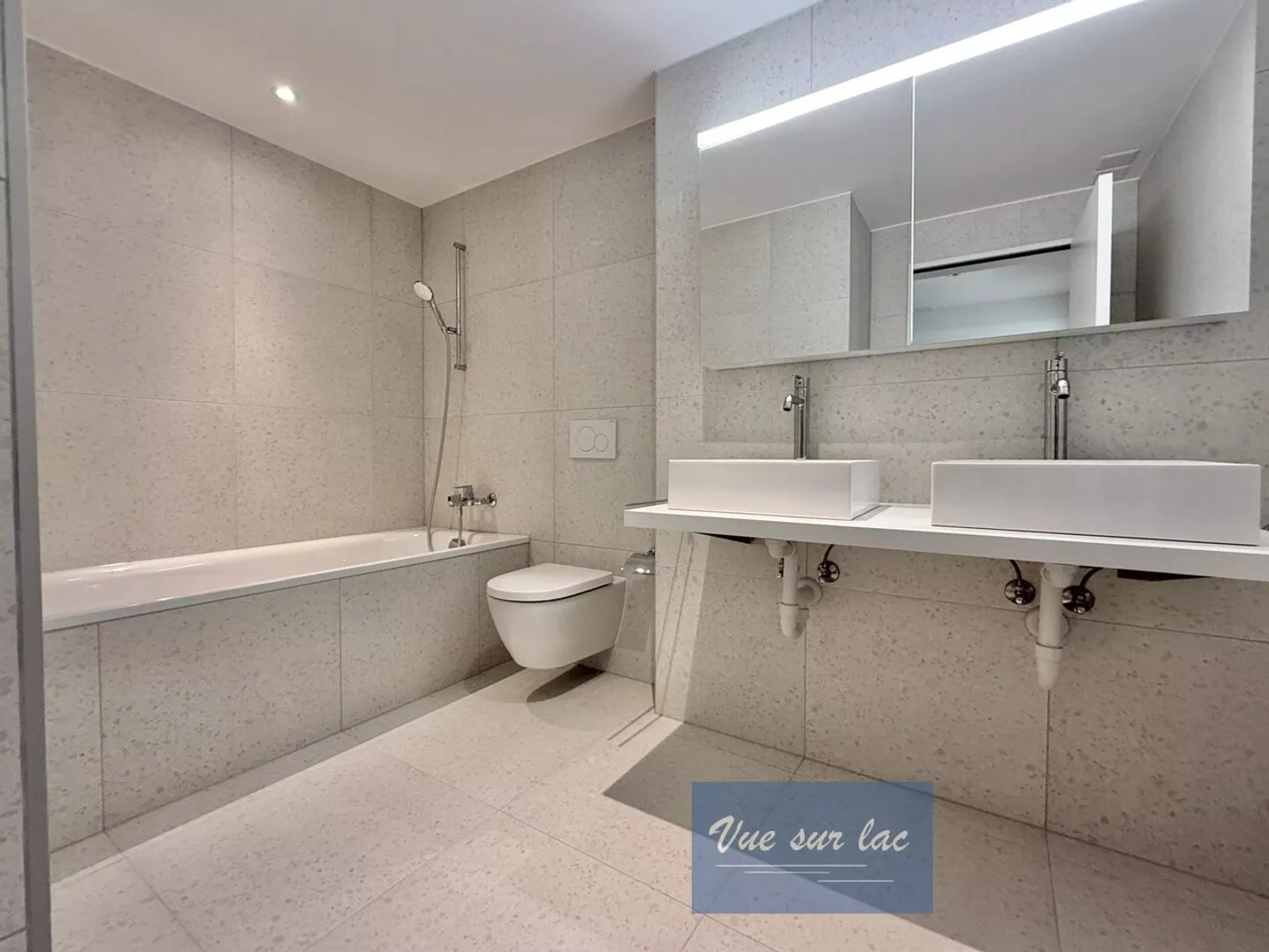 Wunderschönes renoviertes Duplex mit atemberaubendem Blick in Grandvaux - Foto 13 von 13