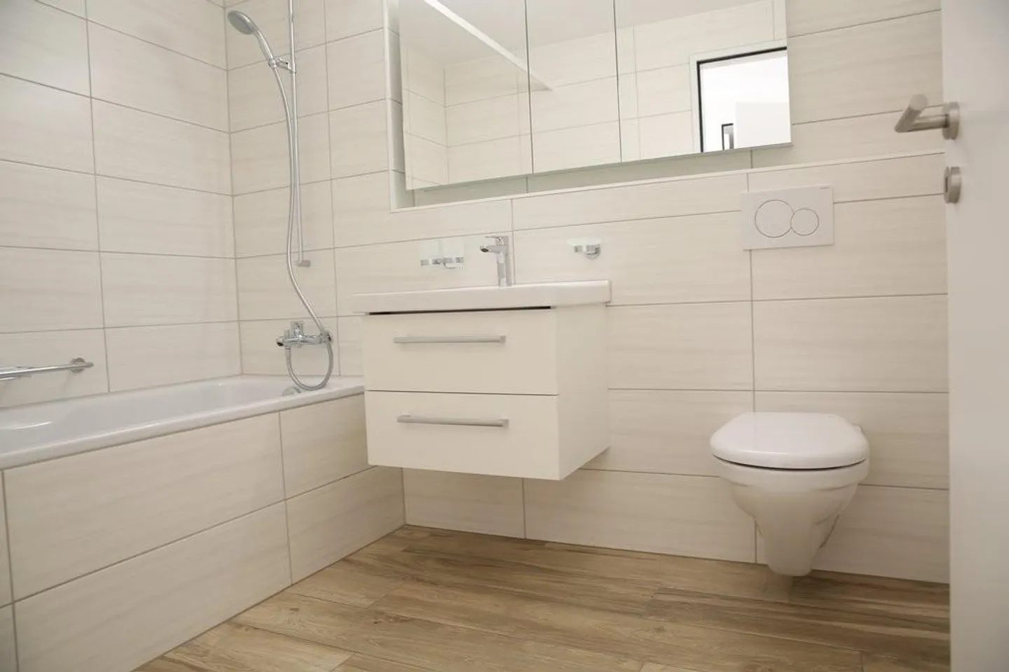 Stilvolle Erdgeschosswohnung - Foto 4 von 9