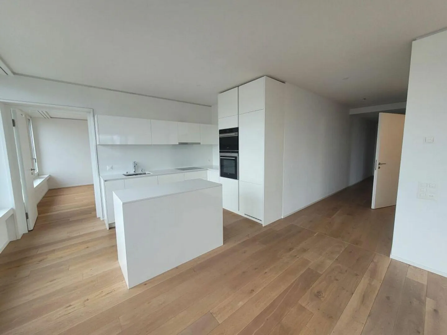 Ampio appartamento di 4,5 stanze C09.W7 nel cuore di Zurigo - Foto 6 di 8