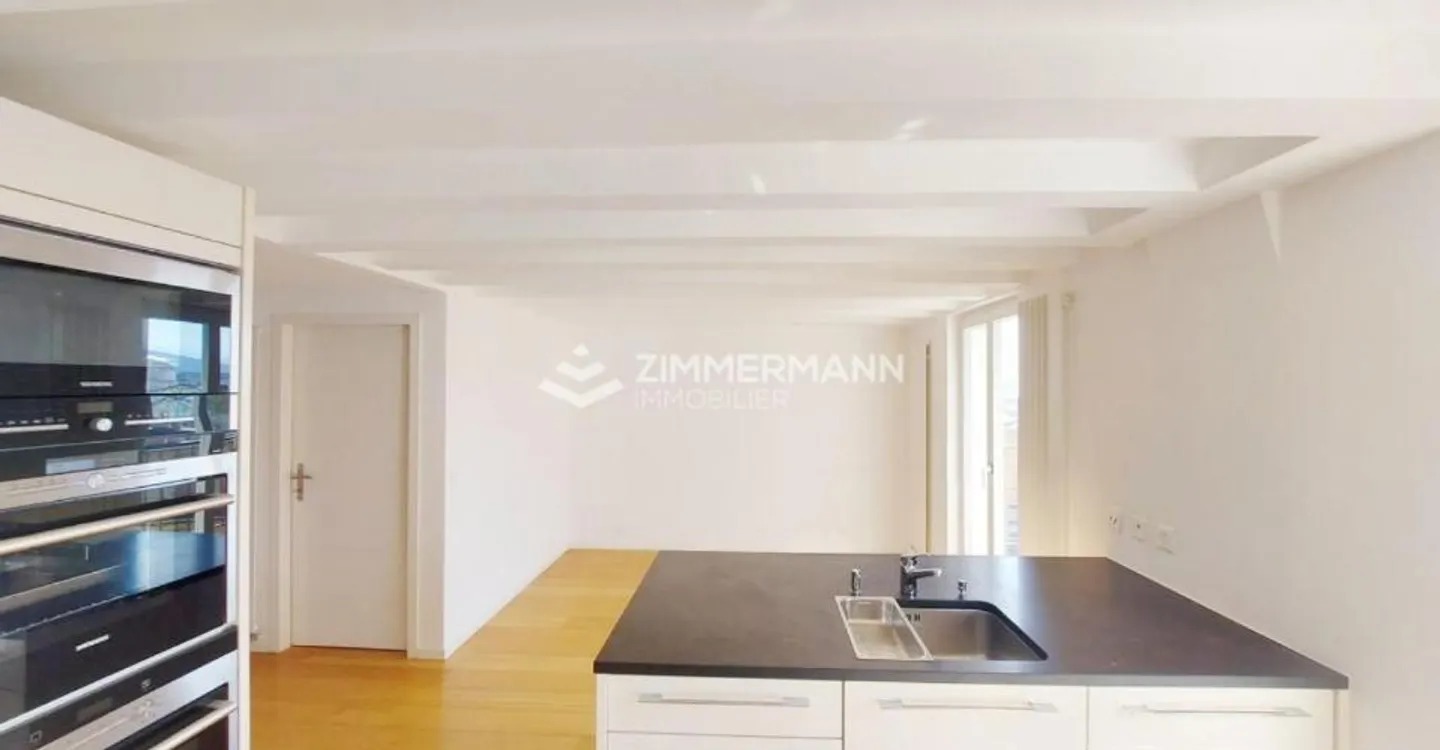 8 rooms with Rooftop - Photo 6 of 13