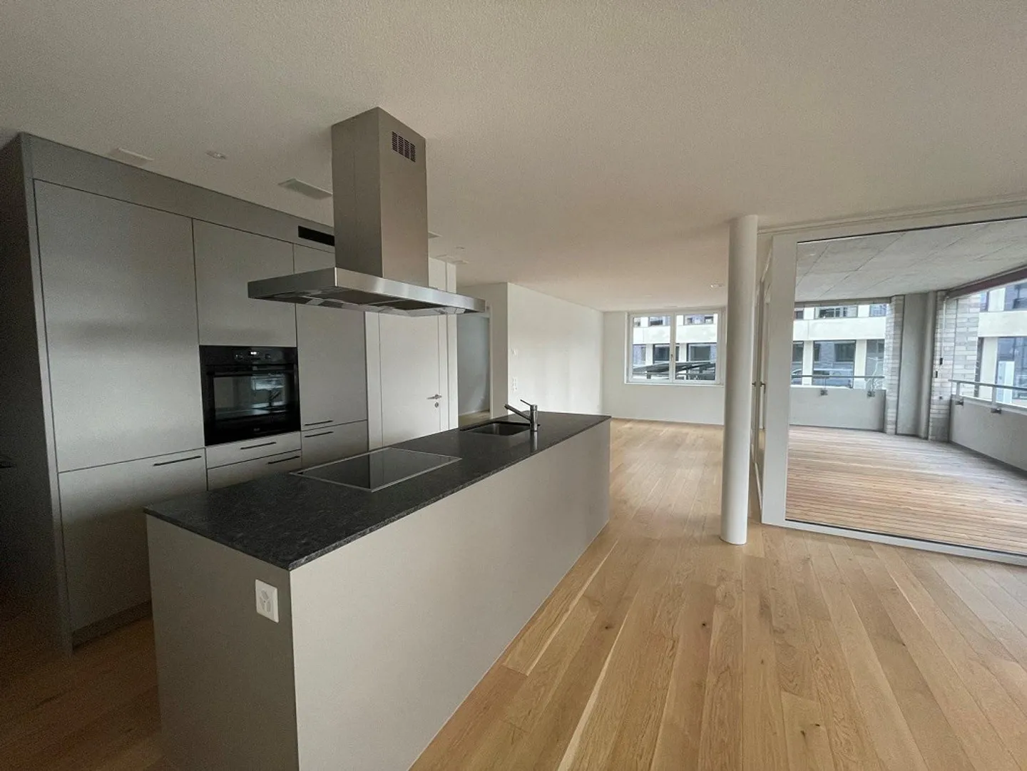 Livingandmore - Fascinating Living Culture - Photo 2 of 7