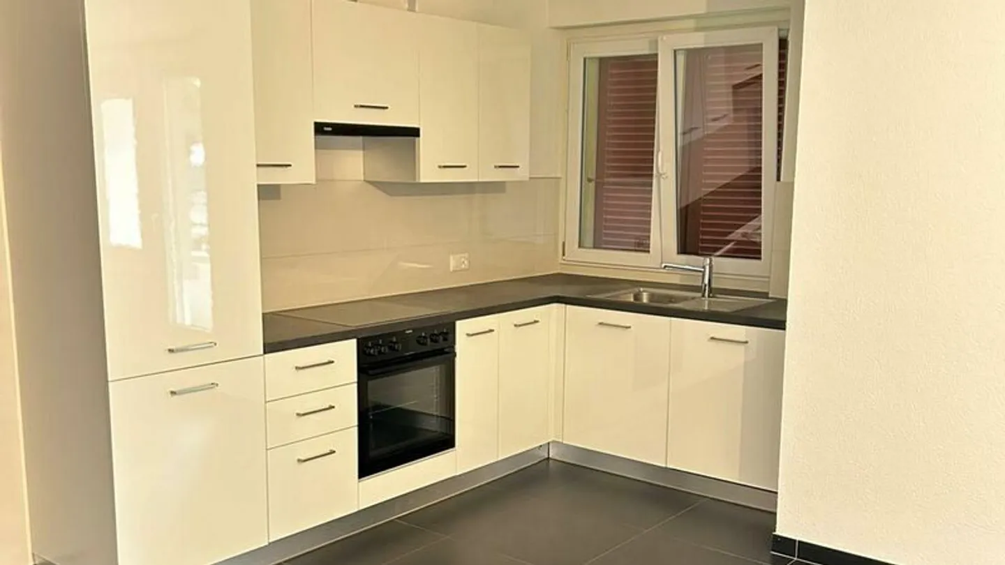 Rental Building - 15 Apartments - Le Locle - Photo 11 of 15