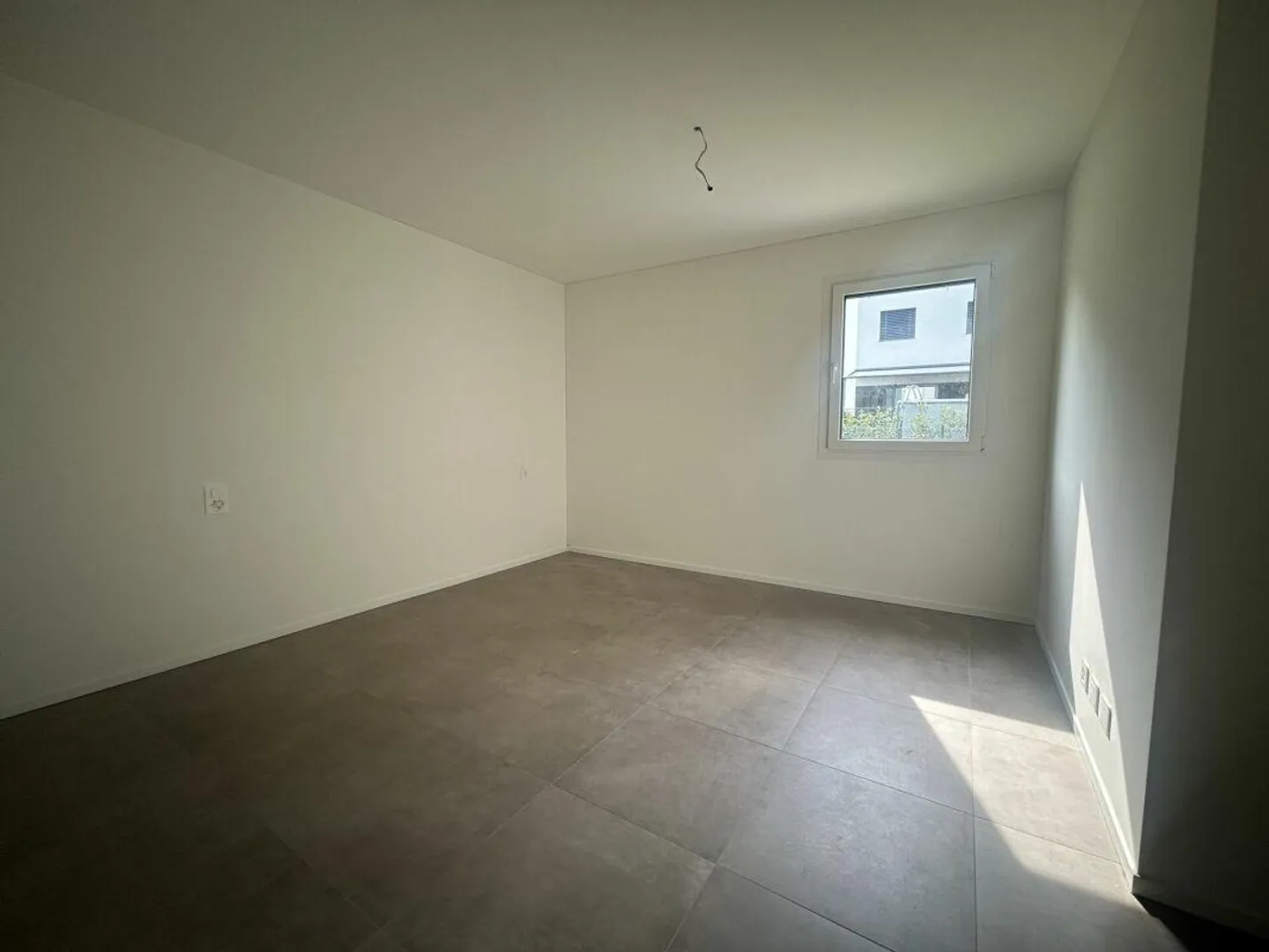 New 2.5-room apartments with garden - Photo 6 of 6