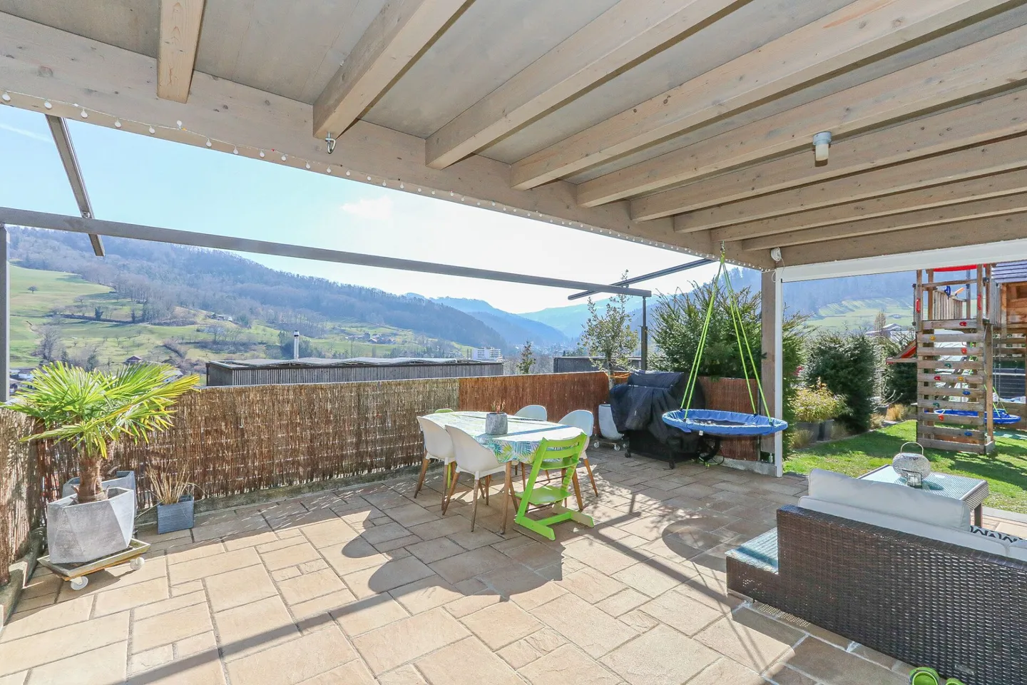 Einfamilienhaus mit Weitsicht in exklusiver Holzbauweise von PM Mangold - Foto 1 von 20