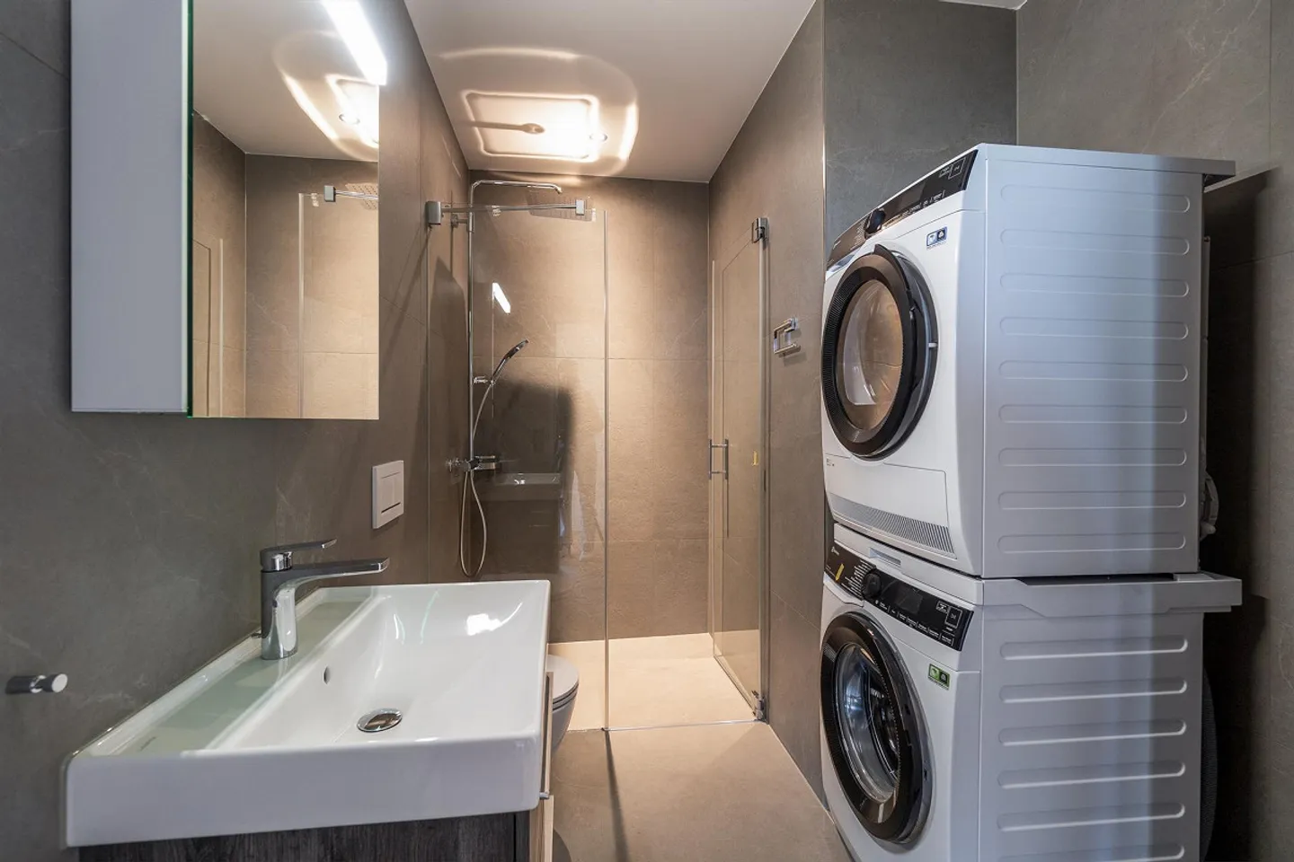 Freshly renovated condominium near the lake - Your last chance! - Photo 9 of 11