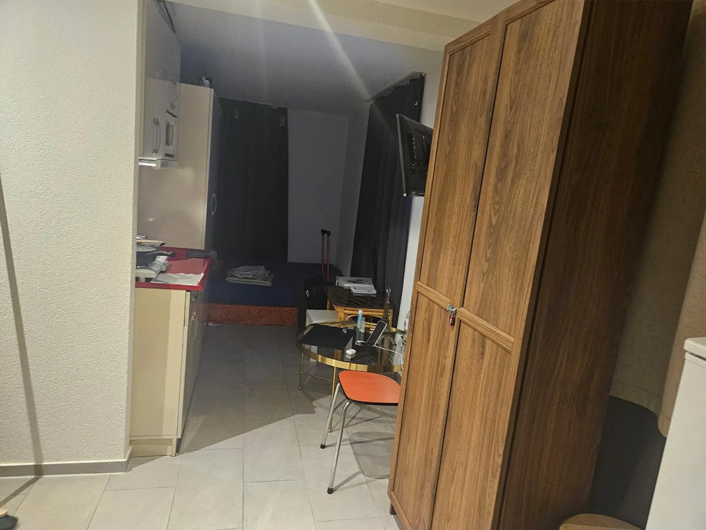 Appartement 1,5 pièces dans l'ancien 'Hôtel 210' sur Langstrasse, Zurich - Photo 3 sur 5