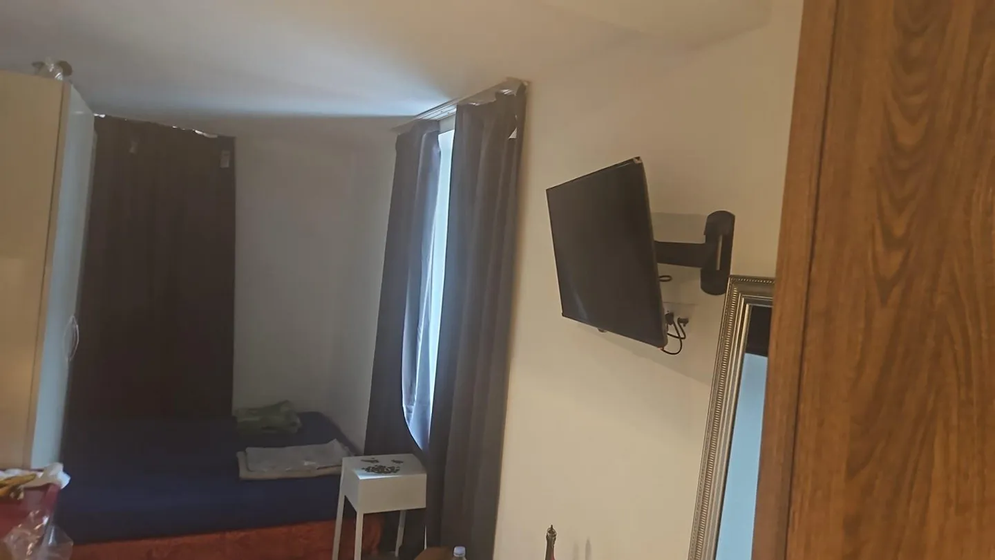 Appartement 1,5 pièces dans l'ancien 'Hôtel 210' sur Langstrasse, Zurich - Photo 5 sur 5