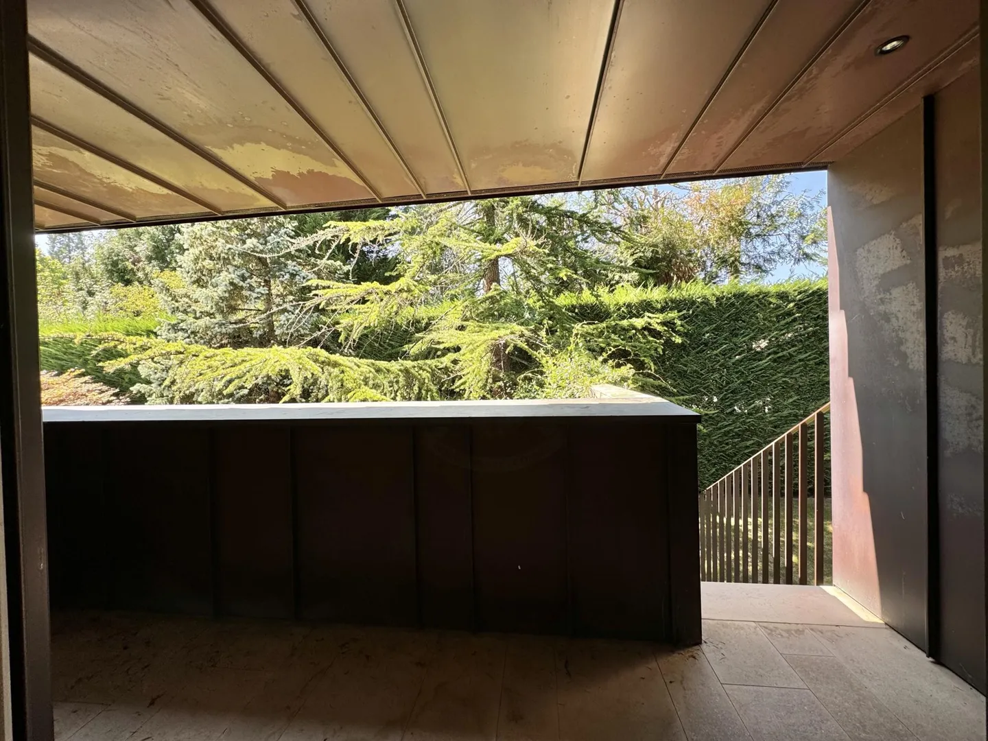 Sublime casa contemporanea situata in una zona tranquilla e protetta da sguardi indiscreti. - Foto 7 di 8