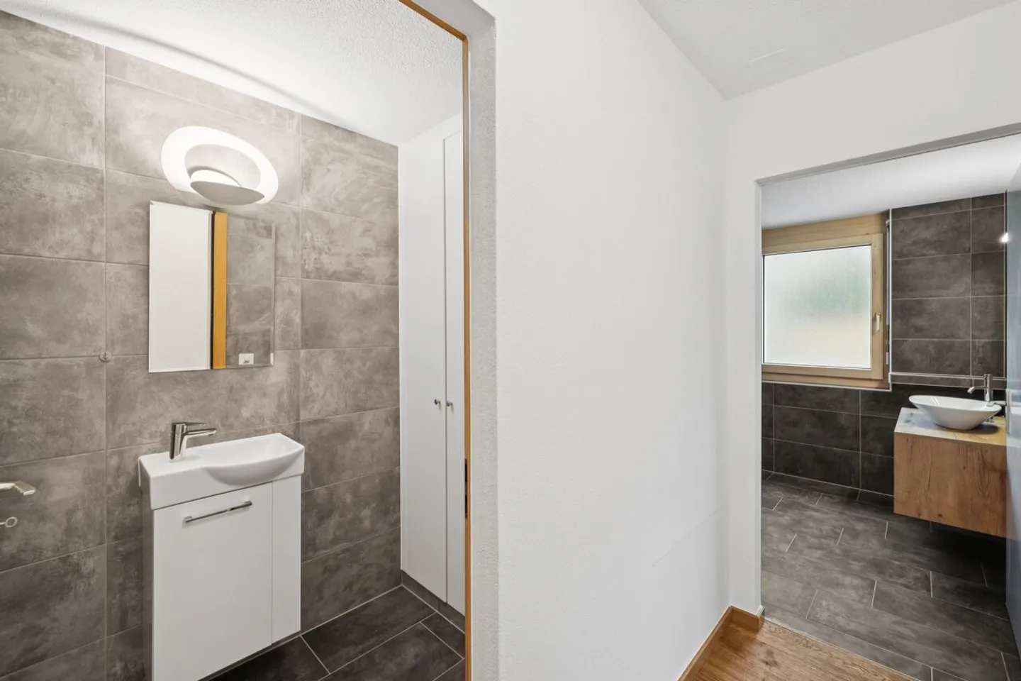 4.5 Rooms in the Heart of Sierre - Photo 4 of 11