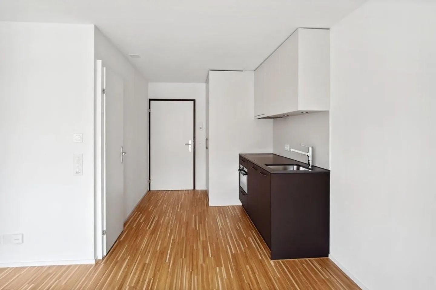 Helles Studio nahe Manesseplatz - Foto 4 von 8