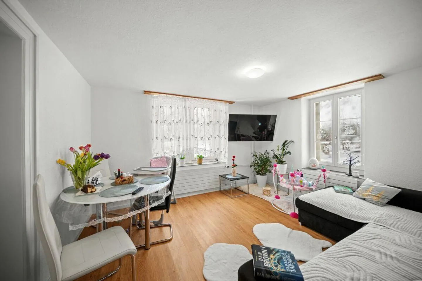 High-quality house section - idyllic and quiet location - Photo 7 of 22