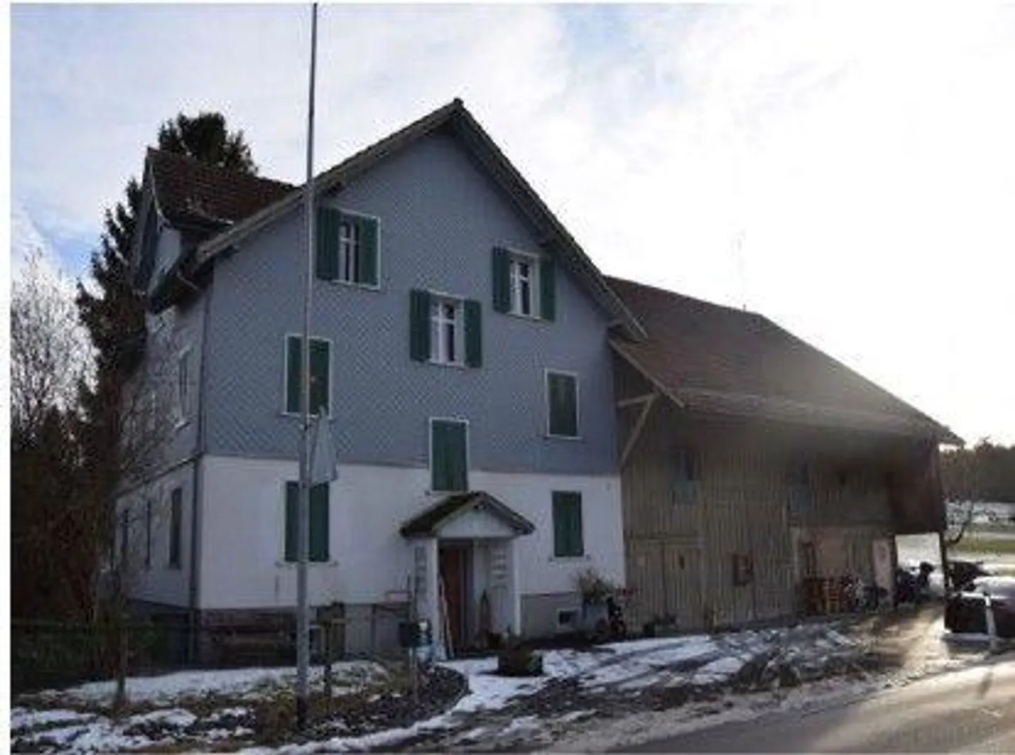 Charmantes Wohnhaus mit Garten - Foto 1 von 13