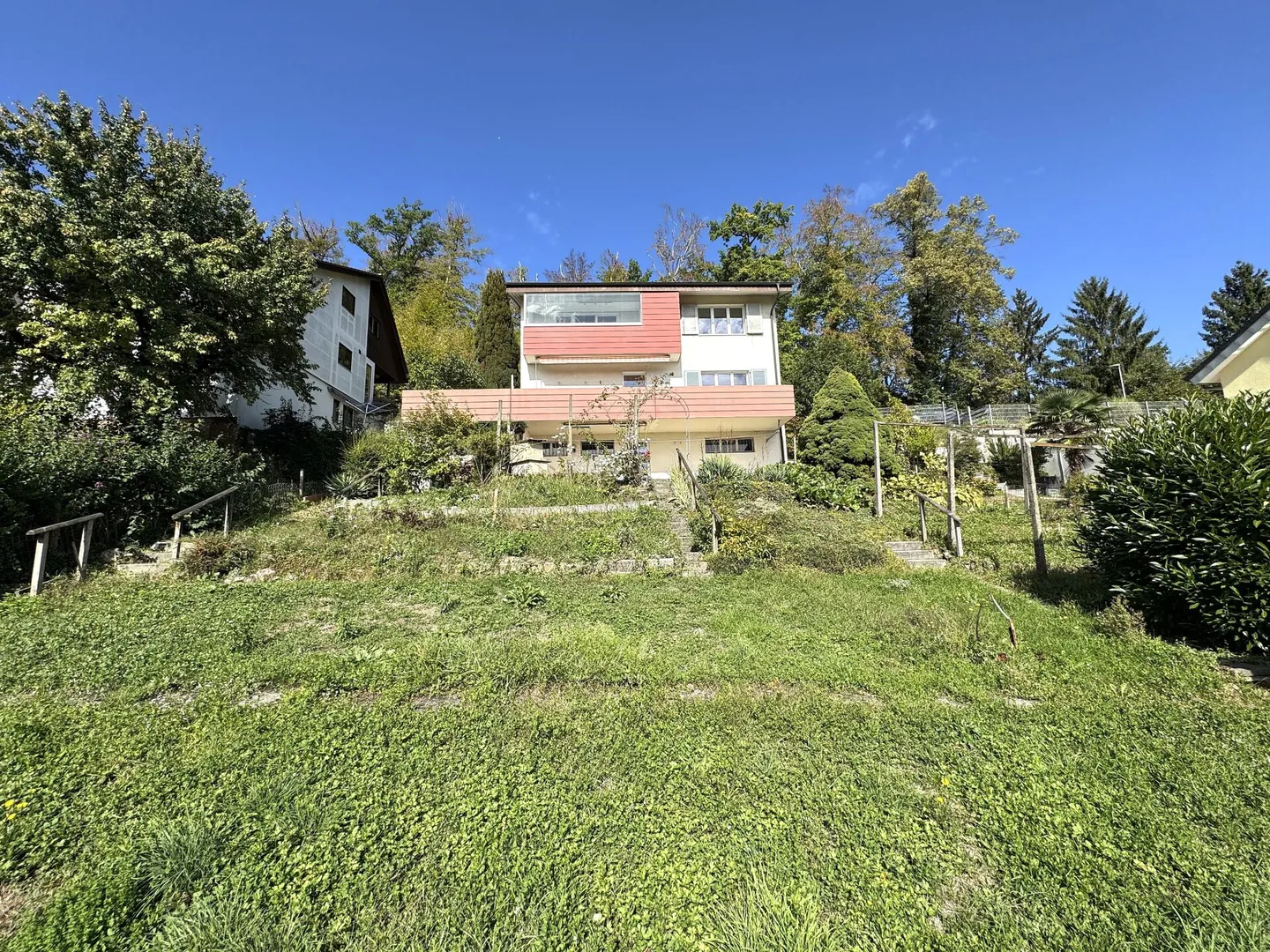 Living on the South Slope in Umiken - with a view to Habsburg - Photo 1 of 7