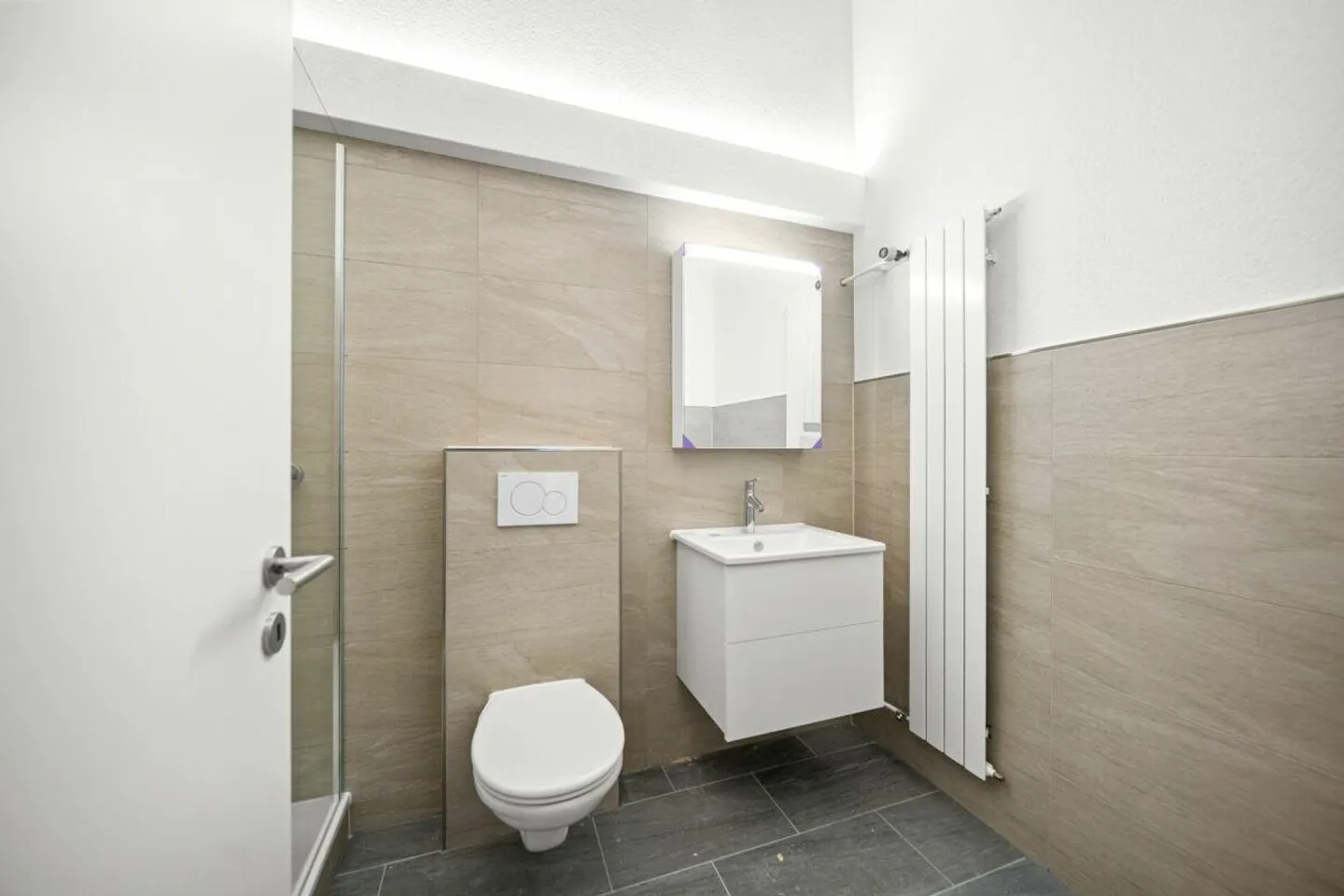 High-quality house section - idyllic and quiet location - Photo 18 of 22