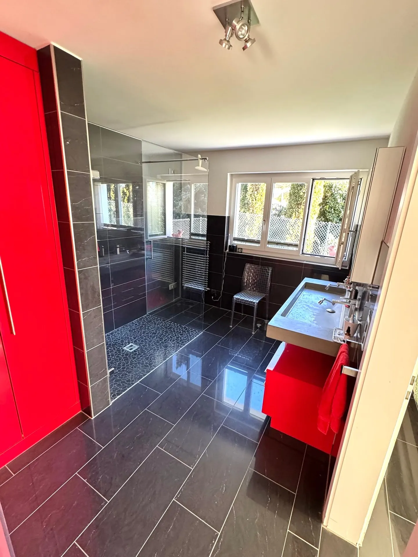 Maison individuelle exclusive en situation de colline avec vue sur les Alpes - Photo 7 sur 25