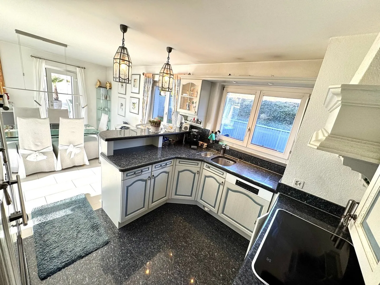 Maison individuelle exclusive en situation de colline avec vue sur les Alpes - Photo 9 sur 25