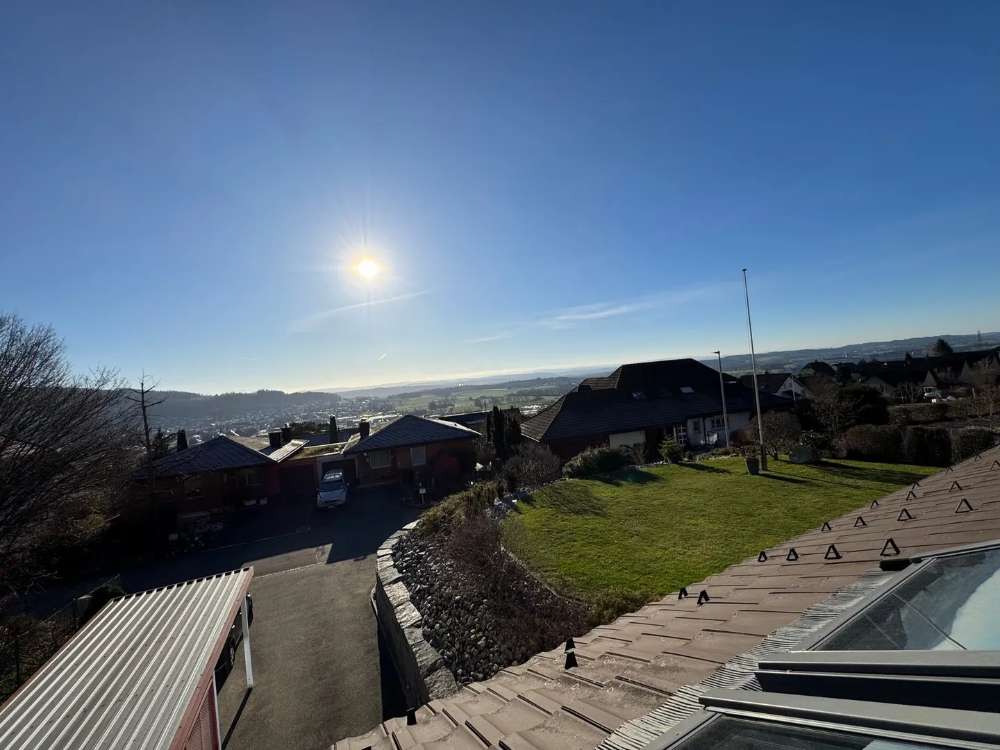 Maison individuelle exclusive en situation de colline avec vue sur les Alpes - Photo 12 sur 25