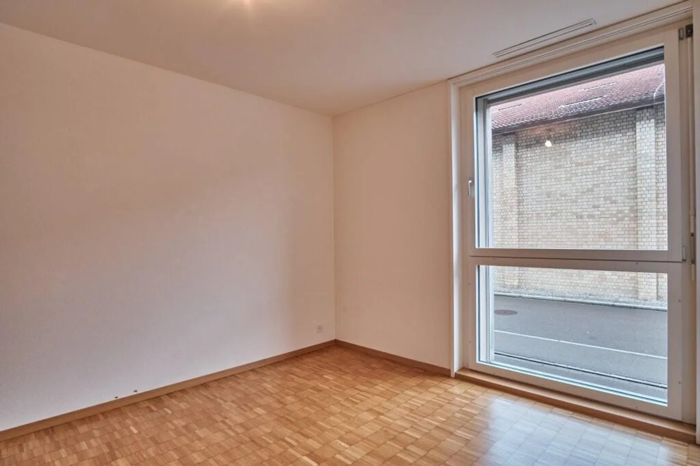 Ihre neue Familienwohnung mit Gartensitzplatz - Foto 8 von 12