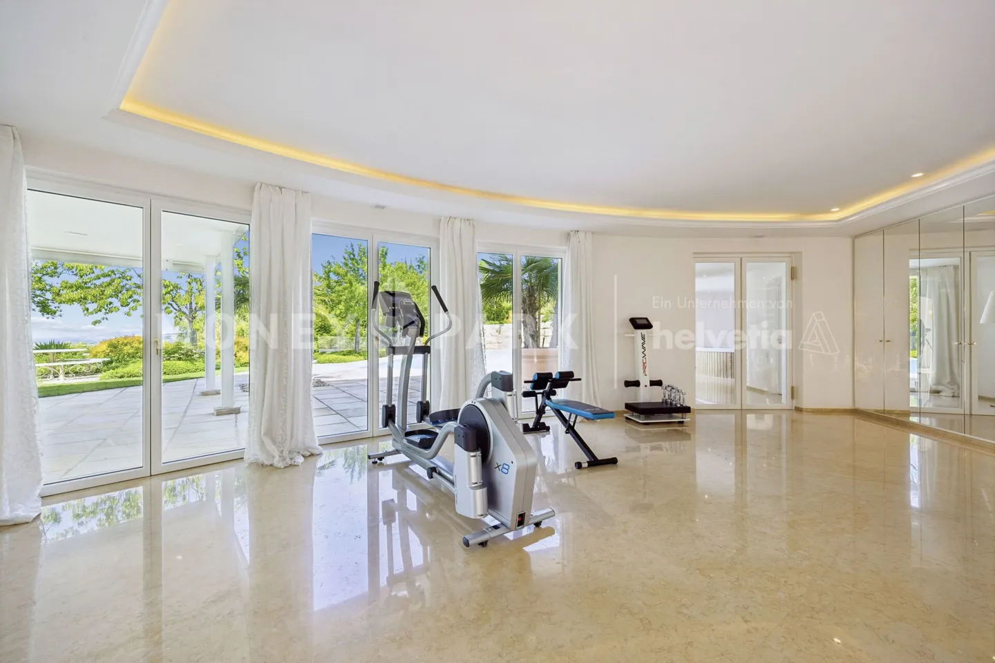 Exklusive Villa mit Spa & Aussicht - Foto 4 von 7